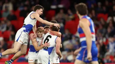 Kangaroos snap losing streak with upset win over Bulldogs