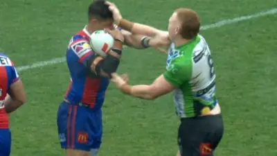 Knights beat Raiders 30-24, end Canberra's finals hopes