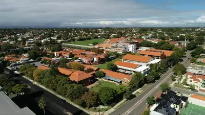 Students suspended over antisemitic bullying at Wesley College